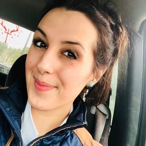 Meet your Posher, Jenna